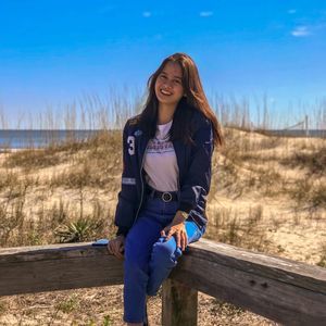 Meet your Posher, Regina jane